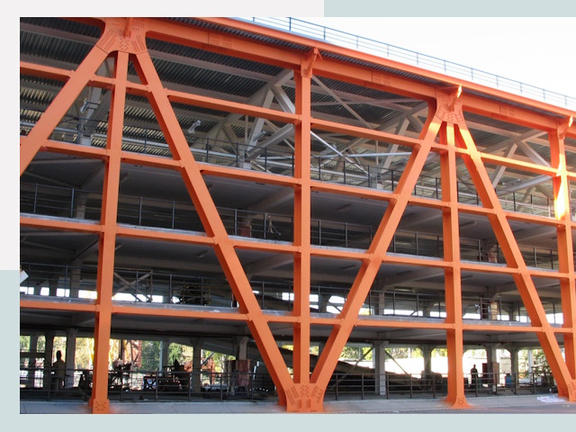 Многоуровневые паркинги в Отрадный от 652 руб.