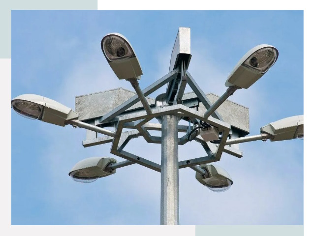 Монтаж осветительных мачт в Отрадном